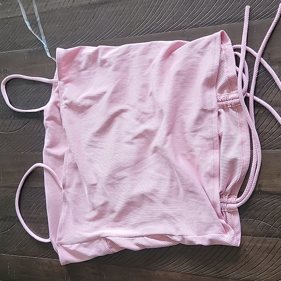 Pink Ruched Crop top - Picture 2 of 2